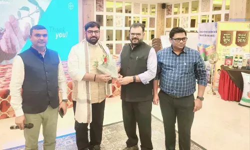 वेजिटेबल-कैफे पहुंचे डॉ राजाराम, सब्जी-किसानों का उत्साह आसमान पर वेजिटेबल-कैफे पहुंचे डॉ राजाराम, सब्जी-किसानों का उत्साह आसमान पर