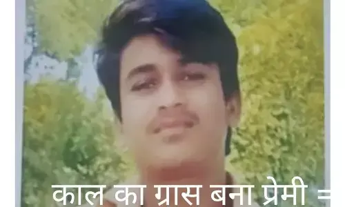 प्रेमी की बाहों मे थी बेटी, पिता और भाई ने पहले प्रेमी को मौत की नींद सुलाया, फिर बेटी को पीट पीटकर मार डाला, दोनो क़ातिल अरेस्ट प्रेमी की बाहों मे थी बेटी, पिता और भाई ने पहले प्रेमी को मौत की नींद सुलाया, फिर बेटी को पीट पीटकर मार डाला, दोनो क़ातिल अरेस्ट