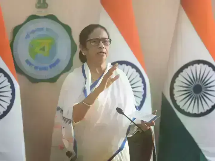 Mamata Banerjee lashed out at PM Modi, said the central government is targeting our people