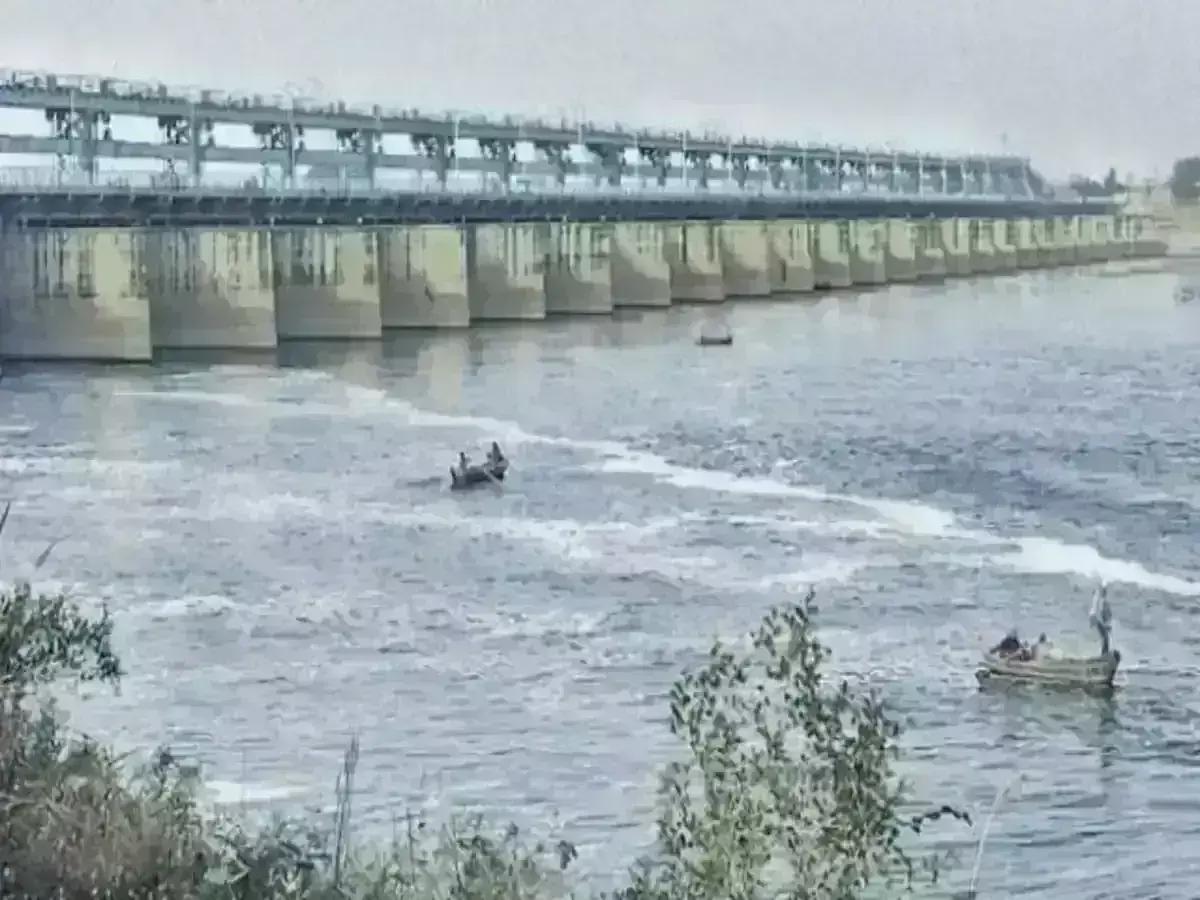 Water level of Ganga river increased in Kanpur Water level of Ganga river increased in Kanpur