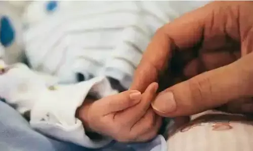 5 महीने के बच्चे के अंदर मिला 300 ग्राम का भ्रूण चिकित्सक हुए हैरान, जाने क्या है पूरा मामला? 5 महीने के बच्चे के अंदर मिला 300 ग्राम का भ्रूण चिकित्सक हुए हैरान, जाने क्या है पूरा मामला?