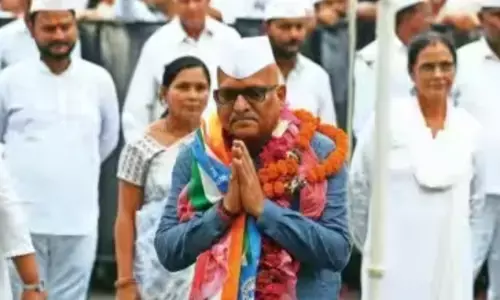 अजय राय ने संभाला यूपी कांग्रेस प्रमुख का पदभार, बुलडोजर का सामना करने के लिए तैयार अजय राय ने संभाला यूपी कांग्रेस प्रमुख का पदभार, बुलडोजर का सामना करने के लिए तैयार