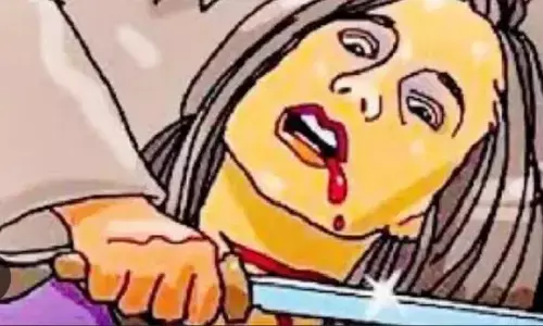 जेल में बंद प्रेमी के पक्ष में बयान देना चाहती थी बेटी, माता-पिता ने क़त्ल कर लाश को नदी में बहा दिया