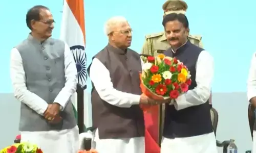 जाति के जरिए जीत को  साधने की जुगत, शिवराज सिंह कर दिया अचानक मंत्रिमंडल विस्तार जाति के जरिए जीत को  साधने की जुगत, शिवराज सिंह कर दिया अचानक मंत्रिमंडल विस्तार