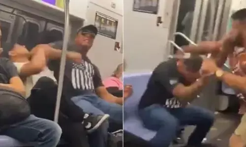 इतनी सी गलती पर भरी ट्रेन में शख्स ने साथ बैठे यात्री को धुन डाला, जानकर हो जाएंगे हैरान इतनी सी गलती पर भरी ट्रेन में शख्स ने साथ बैठे यात्री को धुन डाला, जानकर हो जाएंगे हैरान