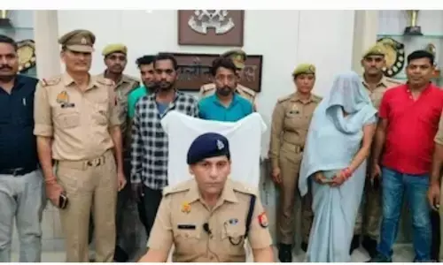 जालौन पुलिस का बड़ा खुलासा: 8 लाख में दी थी अपने पतिदेव की सुपारी, प्रेमी की मदद से रची हत्या की साजिश जालौन पुलिस का बड़ा खुलासा: 8 लाख में दी थी अपने पतिदेव की सुपारी, प्रेमी की मदद से रची हत्या की साजिश