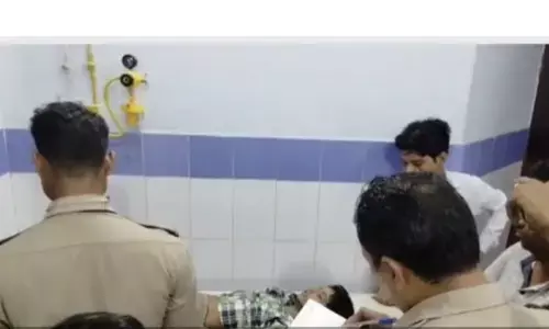 पति - पत्नी के विवाद के बीच आ गया मासूम बेटा.. लड़ाई ख़त्म कराने को किया बीच बचाव तो गुस्साए पिता ने अपने ही बेटे की गला दबाकर हत्या कर दी.....