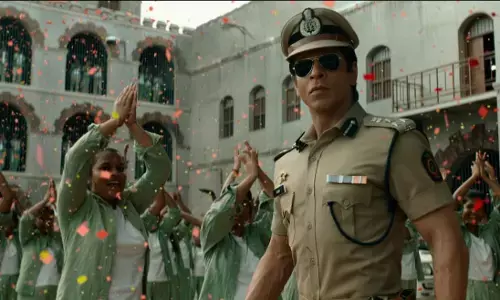 जवान की एडवांस बुकिंग आज सुबह 10 बजे से हुई शुरू, शाहरुख खान की जवान का दिखा एंडवास बुकिंग का क्रेज! जवान की एडवांस बुकिंग आज सुबह 10 बजे से हुई शुरू, शाहरुख खान की जवान का दिखा एंडवास बुकिंग का क्रेज!