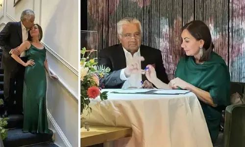 Harish Salve Marriage : देश के सबसे महंगे वकीलों में शुमार हरीश साल्वे ने 68 की उम्र में की तीसरी शादी, जानिए- कौन हैं उनकी नई हमसफर? Harish Salve Marriage : देश के सबसे महंगे वकीलों में शुमार हरीश साल्वे ने 68 की उम्र में की तीसरी शादी, जानिए- कौन हैं उनकी नई हमसफर?