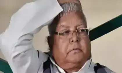 JDU विधायक गोपाल मंडल की टिप्पड़ी, लालू जी किडनी ट्रांसप्लांट के बाद थोड़ा पागल हो गए है JDU विधायक गोपाल मंडल की टिप्पड़ी, लालू जी किडनी ट्रांसप्लांट के बाद थोड़ा पागल हो गए है