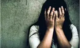 Gang rape of 15 year old girl in Agra one accused committed suicide due to fear of arrest