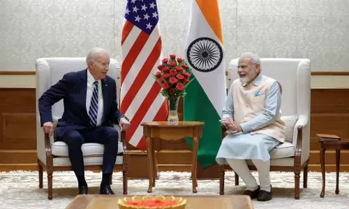 G20 Summit : भारत पहुंचे US राष्ट्रपति से PM मोदी ने की मुलाकात, कई अहम मुद्दों पर बात हुई, दोनों देशों के रिश्ते ज्यादा मजबूत होंगे G20 Summit : भारत पहुंचे US राष्ट्रपति से PM मोदी ने की मुलाकात, कई अहम मुद्दों पर बात हुई, दोनों देशों के रिश्ते ज्यादा मजबूत होंगे