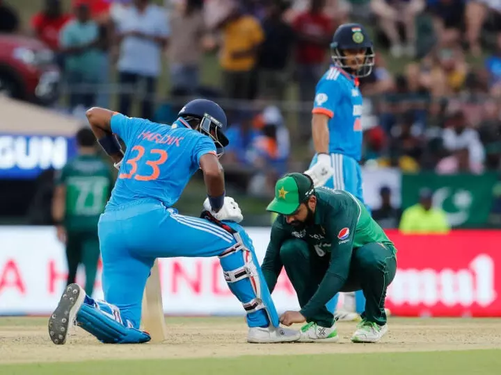 IND vs PAK के बीच महमुकाबला होगा आज, जानिए घर बैठे फ़्री में कैसे देखें क्रिकेट