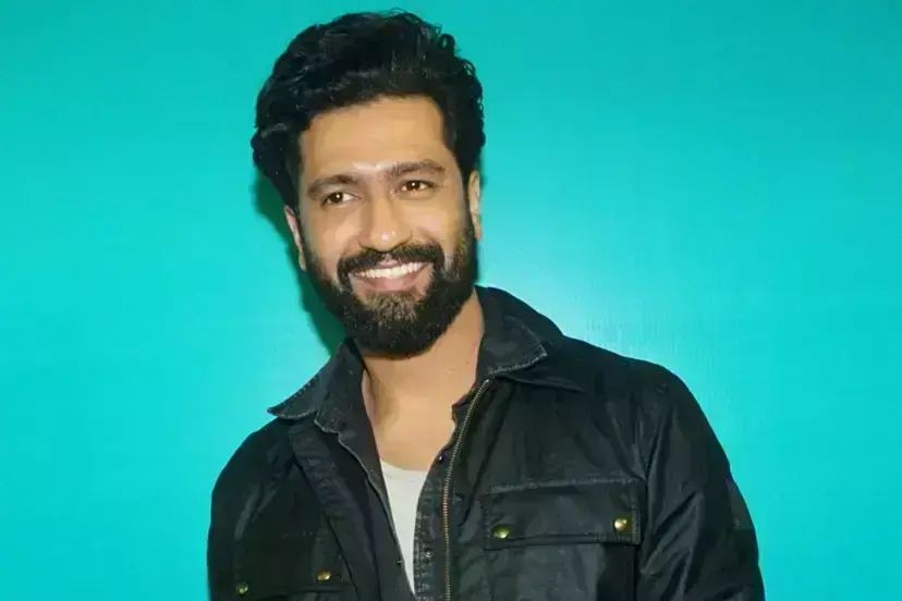 विक्की कौशल को मिली करियर की सबसे बड़ी फिल्म, रश्मिका मंदाना संग ‘छावा’ में आएंगे नजर विक्की कौशल को मिली करियर की सबसे बड़ी फिल्म, रश्मिका मंदाना संग ‘छावा’ में आएंगे नजर