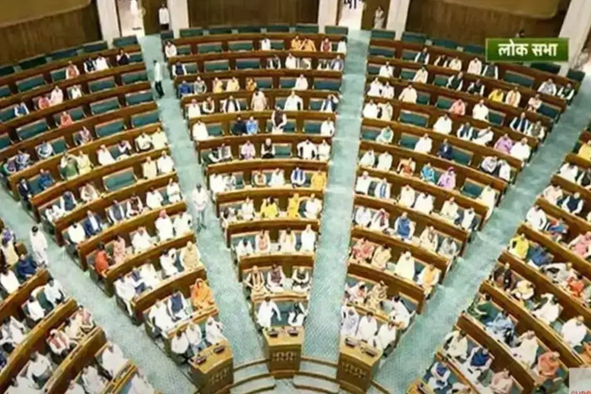 विशेष सत्र की कार्यवाही नए संसद भवन में आज से शुरू, नए भवन में सभी सांसद रहे मौजूद विशेष सत्र की कार्यवाही नए संसद भवन में आज से शुरू, नए भवन में सभी सांसद रहे मौजूद