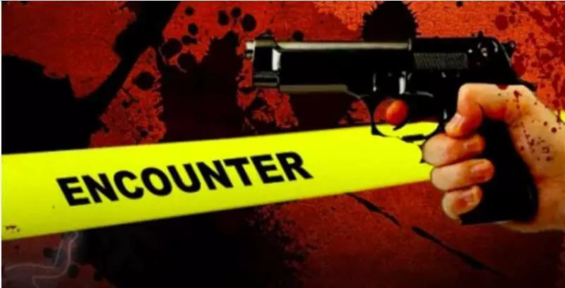 criminal who ran away after snatching SIs pistol was killed in an encounter with UP Police.