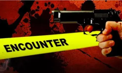 criminal who ran away after snatching SIs pistol was killed in an encounter with UP Police.