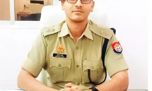 DCP का चार्ज संभालते ही एक्शन में आए IPS अभिनव त्यागी, फरियादियों को मिलेगा समय पर उचित न्याय, अपराधियों को सजा DCP का चार्ज संभालते ही एक्शन में आए IPS अभिनव त्यागी, फरियादियों को मिलेगा समय पर उचित न्याय, अपराधियों को सजा