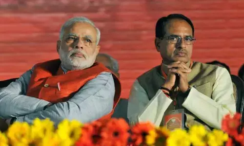 मोदी के चक्रव्यूह में शिवराज..अब कौन बचाएगा ? मोदी के चक्रव्यूह में शिवराज..अब कौन बचाएगा ?