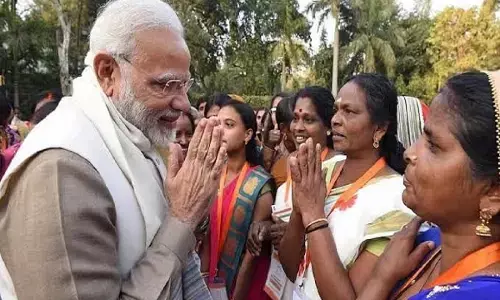 ये है नारी वंदन विधेयक की असलियत...खुद अमल कर पाने की हिम्मत नही है! ये है नारी वंदन विधेयक की असलियत...खुद अमल कर पाने की हिम्मत नही है!