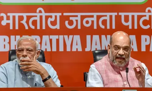 महामानव परेशान, चाणक्य हैरान, सभी मुद्दे उतरने से पहले फेल, विशेष अस्त्र और सत्र भी नहीं आ रहे काम! महामानव परेशान, चाणक्य हैरान, सभी मुद्दे उतरने से पहले फेल, विशेष अस्त्र और सत्र भी नहीं आ रहे काम!