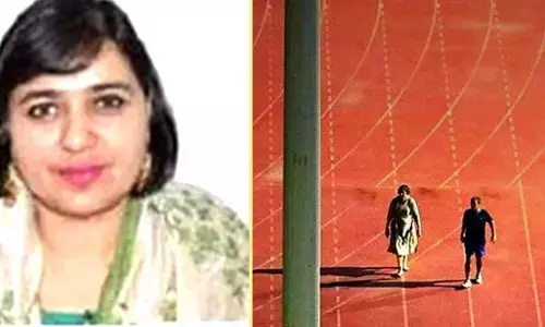 कुत्ता घुमाने के लिए स्टेडियम खाली कराने वाली IAS की छुट्टी, सरकार ने जबरन किया रिटायर कुत्ता घुमाने के लिए स्टेडियम खाली कराने वाली IAS की छुट्टी, सरकार ने जबरन किया रिटायर