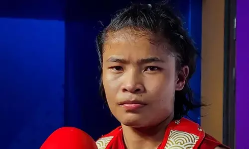 Asian Games में रजत पदक जीतने के बाद रो पड़ी एथलीट, बोलीं- मुझे मणिपुर में शांति चाहिए! Asian Games में रजत पदक जीतने के बाद रो पड़ी एथलीट, बोलीं- मुझे मणिपुर में शांति चाहिए!