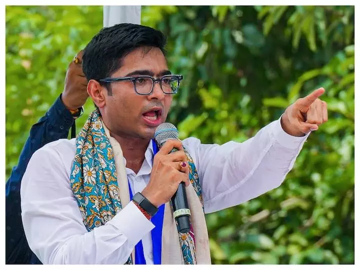 तृणमूल का आज दिल्ली में प्रदर्शन, मनरेगा के बकाए के लिए 49 बसों से पहुंच रहे समर्थक तृणमूल का आज दिल्ली में प्रदर्शन, मनरेगा के बकाए के लिए 49 बसों से पहुंच रहे समर्थक