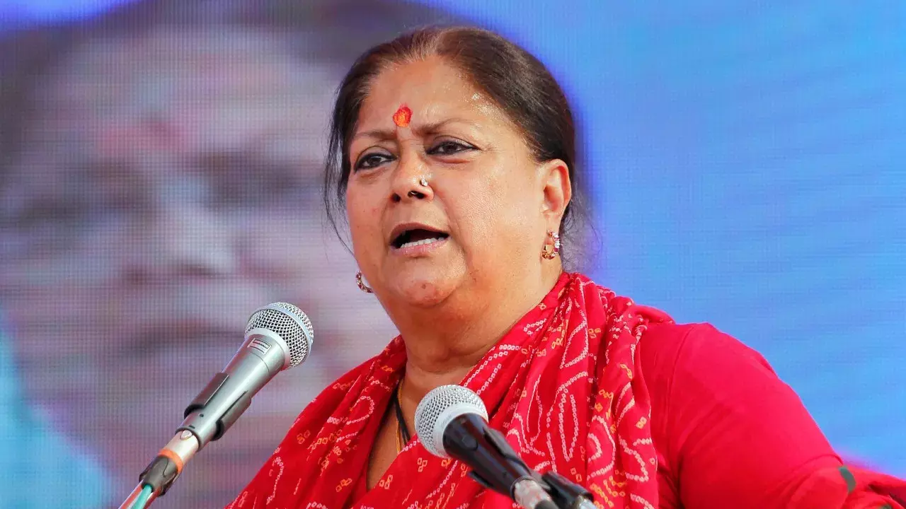 राजस्थान में भाजपा उम्मीदवारों की सूची अब श्राद्ध पक्ष के बाद, अमित शाह और जेपी नड्डा के साथ उच्च स्तरीय बैठक के बाद ही पूर्व सीएम वसुंधरा राजे उत्साहित नहीं राजस्थान में भाजपा उम्मीदवारों की सूची अब श्राद्ध पक्ष के बाद, अमित शाह और जेपी नड्डा के साथ उच्च स्तरीय बैठक के बाद ही पूर्व सीएम वसुंधरा राजे उत्साहित नहीं