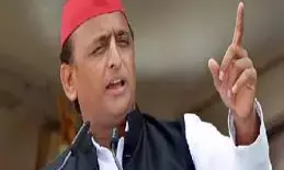 Politics heats up over murder of 6 people in Deoria, SP attacks Yogi government Politics heats up over murder of 6 people in Deoria, SP attacks Yogi government