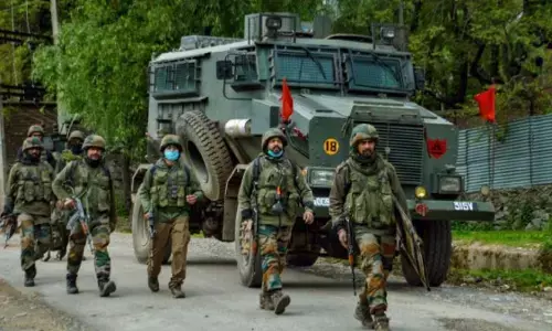 Army has surrounded many terrorists in Kulgam. Army operation continues for two days. Army has surrounded many terrorists in Kulgam. Army operation continues for two days.