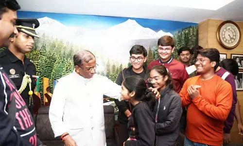 Sikkim Governor helps 45 UP students stranded in Sikkim floods