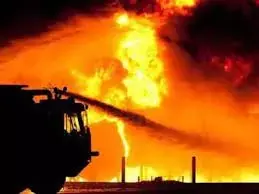 Efforts continue to control the fire in a clothes warehouse in Kanpur. Efforts continue to control the fire in a clothes warehouse in Kanpur.