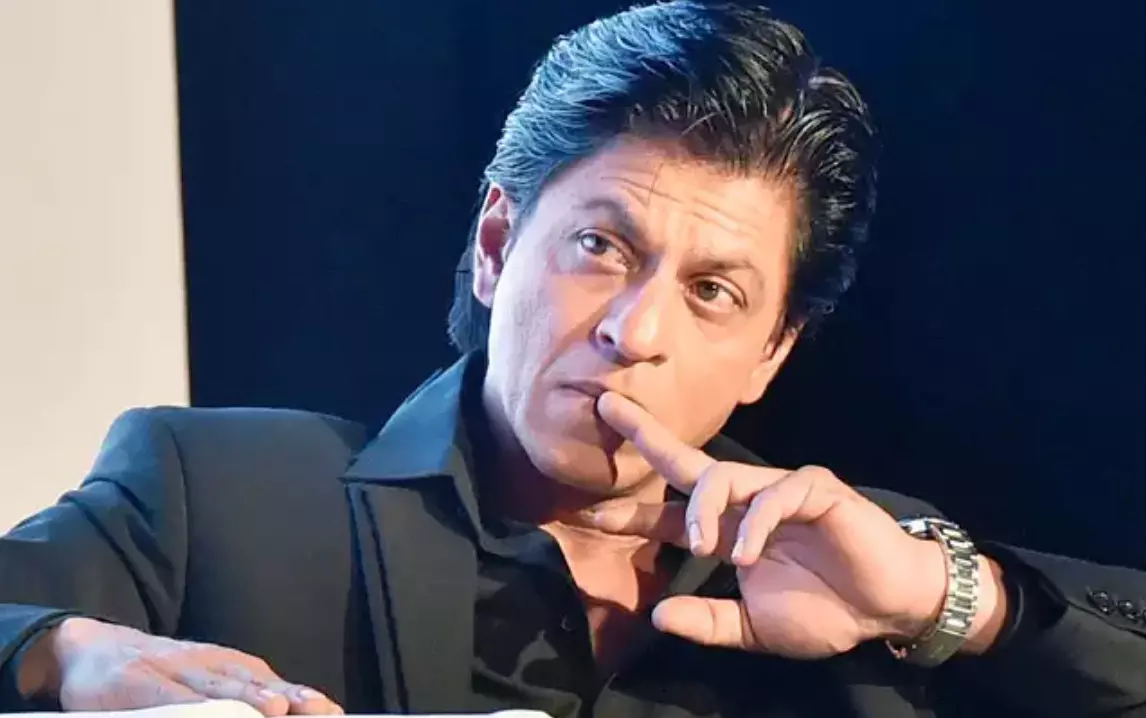 एक्टर शाहरुख खान को दी गई Y+ सिक्योरिटी, जानिए- किसने दी धमकी क्यों बढ़ाई गई सुरक्षा एक्टर शाहरुख खान को दी गई Y+ सिक्योरिटी, जानिए- किसने दी धमकी क्यों बढ़ाई गई सुरक्षा