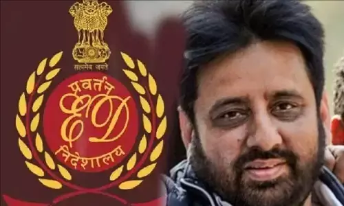 AAP विधायक अमानतुल्लाह खान के परिसरों पर ED की रेड, जानिए- क्यों हुई छापेमारी? AAP विधायक अमानतुल्लाह खान के परिसरों पर ED की रेड, जानिए- क्यों हुई छापेमारी?