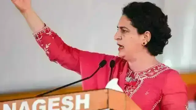 Priyanka Gandhi arrives to address election rally in Madhya Pradesh, attacks BJP Priyanka Gandhi arrives to address election rally in Madhya Pradesh, attacks BJP