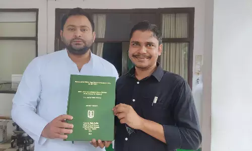 RJD ने जयंत जिज्ञासु , प्रो अनवर पाशा, कंचना यादव और प्रियंका भारती कुशवाहा को बनाया प्रवक्ता RJD ने जयंत जिज्ञासु , प्रो अनवर पाशा, कंचना यादव और प्रियंका भारती कुशवाहा को बनाया प्रवक्ता