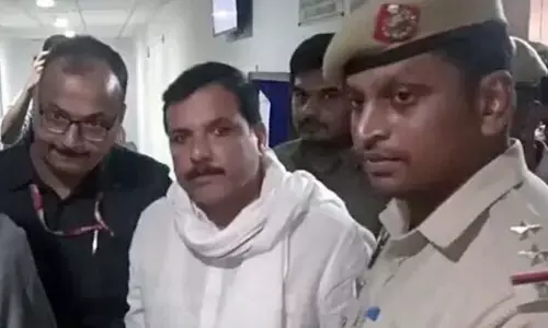 AAP सांसद संजय सिंह को कोर्ट से नहीं मिली राहत, 27 अक्टूबर तक न्यायिक हिरासत में भेजा, जज ने बयानबाजी पर कही ये बात! AAP सांसद संजय सिंह को कोर्ट से नहीं मिली राहत, 27 अक्टूबर तक न्यायिक हिरासत में भेजा, जज ने बयानबाजी पर कही ये बात!