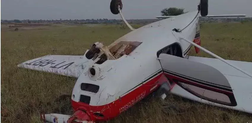 महाराष्ट्र : पुणे में विमान दुर्घटनाग्रस्त, हादसे में बाल-बाल बचे पायलट समेत दो लोग