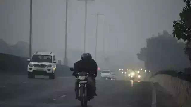 Weather changed in UP, cold has started, know how the weather will be. Weather changed in UP, cold has started, know how the weather will be.