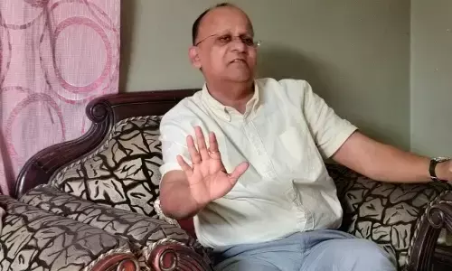 पूर्व जिलाधिकारी का नोएडा में जोरदार स्वागत, चाय पर चर्चा में गरमाया शिक्षा, विकास व स्वास्थ्य का मुद्दा पूर्व जिलाधिकारी का नोएडा में जोरदार स्वागत, चाय पर चर्चा में गरमाया शिक्षा, विकास व स्वास्थ्य का मुद्दा