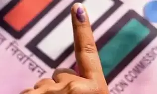 चुनाव से पहले कांग्रेस को मिला बड़ा सपोर्ट, तेलंगाना जन समिति ने किया समर्थन का एलान चुनाव से पहले कांग्रेस को मिला बड़ा सपोर्ट, तेलंगाना जन समिति ने किया समर्थन का एलान