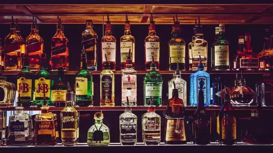UP becomes number 1 in terms of selling liquor by defeating Karnataka