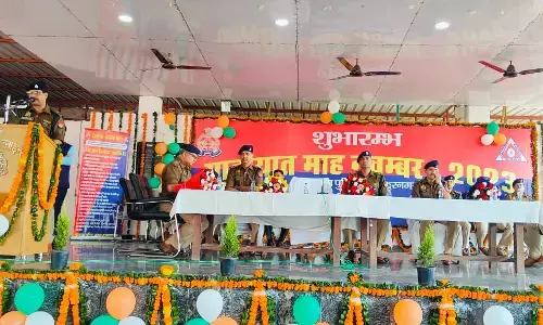 एसएसपी संजीव सुमन ने रिजर्व पुलिस लाइन में फीता काटकर व दीप प्रज्ज्वलित कर यातायात माह का किया शुभारंभ एसएसपी संजीव सुमन ने रिजर्व पुलिस लाइन में फीता काटकर व दीप प्रज्ज्वलित कर यातायात माह का किया शुभारंभ