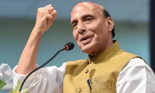 राजनाथ के बयान से बीजेपी में भूचाल, योगी हों या मोदी सबके खड़े हुए कान! राजनाथ के बयान से बीजेपी में भूचाल, योगी हों या मोदी सबके खड़े हुए कान!