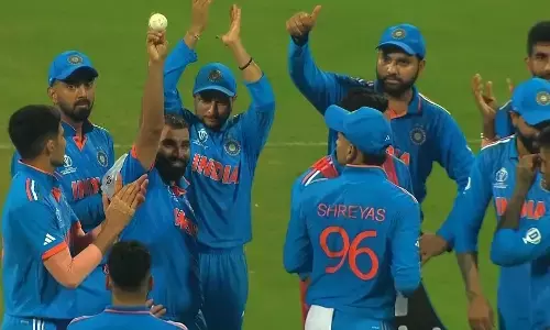 INDvsSL : рднрд╛рд░рдд рдиреЗ рд╢реНрд░реАрд▓рдВрдХрд╛ рдХреЛ 302 рд░рдиреЛрдВ рд╕реЗ рд╣рд░рд╛рдХрд░ рд╕реЗрдореАрдлрд╛рдЗрдирд▓ рдореЗрдВ рдмрдирд╛рдИ рдЬрдЧрд╣, World Cup рдЗрддрд┐рд╣рд╛рд╕ рдореЗрдВ рдЯреАрдо рдЗрдВрдбрд┐рдпрд╛ рдХреА рд╕рдмрд╕реЗ рдмрдбрд╝реА рдЬреАрдд INDvsSL : рднрд╛рд░рдд рдиреЗ рд╢реНрд░реАрд▓рдВрдХрд╛ рдХреЛ 302 рд░рдиреЛрдВ рд╕реЗ рд╣рд░рд╛рдХрд░ рд╕реЗрдореАрдлрд╛рдЗрдирд▓ рдореЗрдВ рдмрдирд╛рдИ рдЬрдЧрд╣, World Cup рдЗрддрд┐рд╣рд╛рд╕ рдореЗрдВ рдЯреАрдо рдЗрдВрдбрд┐рдпрд╛ рдХреА рд╕рдмрд╕реЗ рдмрдбрд╝реА рдЬреАрдд