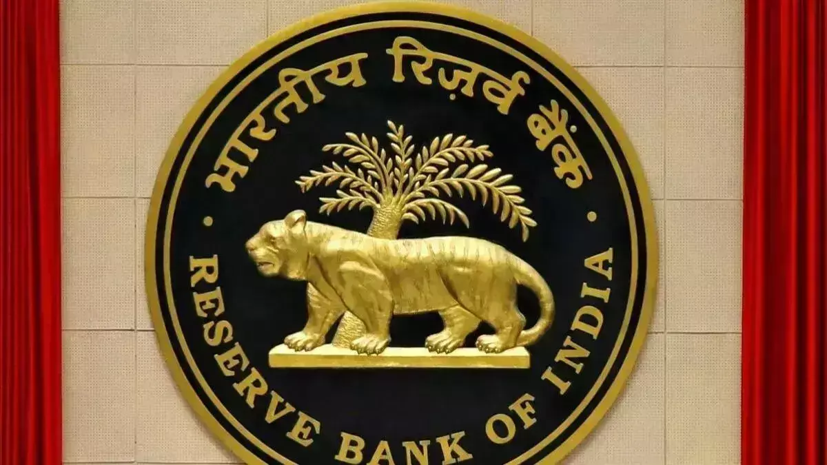 RBI ने पंजाब नेशनल बैंक समेत 4 पर लगाया आर्थिक जुर्माना, जानिए क्या है इसकी वजह