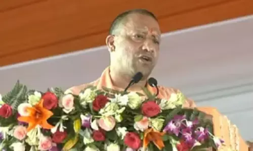 UP News: मजहब देखकर योजनाओं का लाभ देती थीं पूर्व की सरकारें,PM मोदी के नेतृत्व में आया व्यापक परिवर्तन: CM योगी आदित्यनाथ UP News: मजहब देखकर योजनाओं का लाभ देती थीं पूर्व की सरकारें,PM मोदी के नेतृत्व में आया व्यापक परिवर्तन: CM योगी आदित्यनाथ