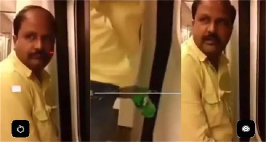 दिल्ली मैट्रो में एक अधेड़ शख्स का शर्मनाक वीडियो हुआ वायरल, खुलेआम पैंट खोल करने लगा ये घटिया हरकत