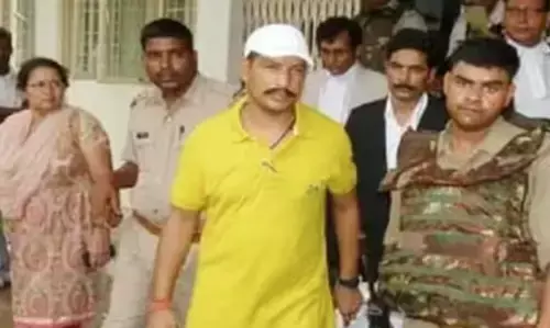 मुजफ्फरनगर पुलिस की बड़ी कार्यवाही, कुख्यात माफिया संजीव माहेश्वरी उर्फ़ जीवा की 10 करोड़ की संपत्ति की कुर्क मुजफ्फरनगर पुलिस की बड़ी कार्यवाही, कुख्यात माफिया संजीव माहेश्वरी उर्फ़ जीवा की 10 करोड़ की संपत्ति की कुर्क